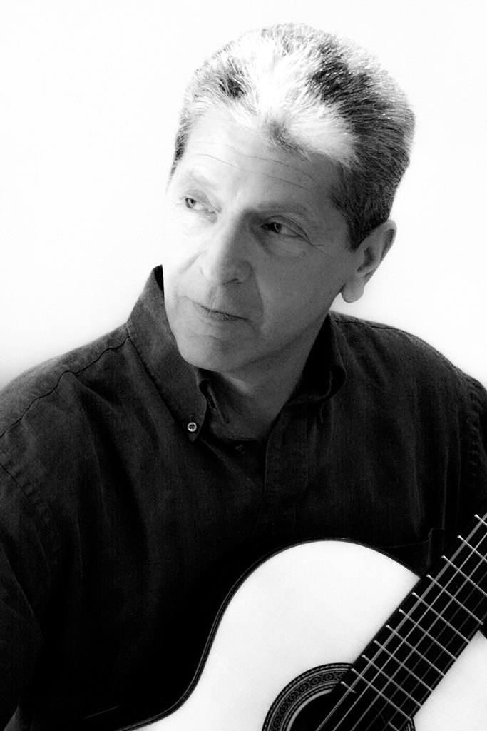 Guitarist_BW_MG_8122_exposure.jpg
