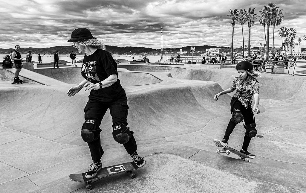 Follow the Leader_Venice Beach_California_2022.jpg