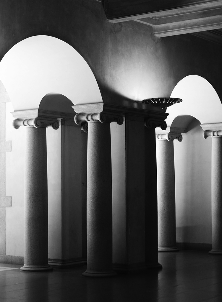 Ionic Pillars, Blue Room City Hall, Stockholm, Sweden, 2016.jpg